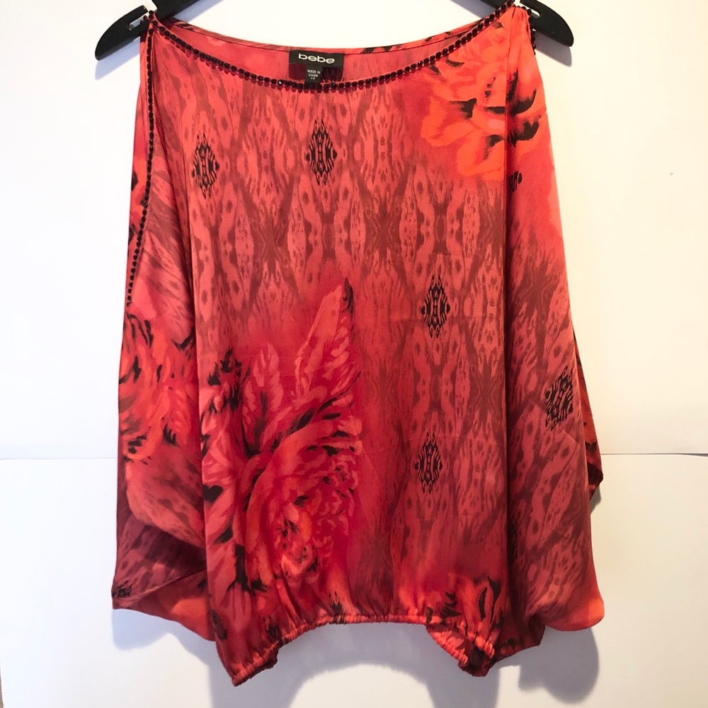 Women’s Bebe Cold Shoulder Top, Red, size XS